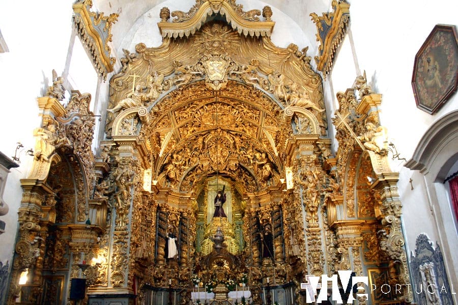 Retablo de la igreja dos Terceiros qué ver en Elvas