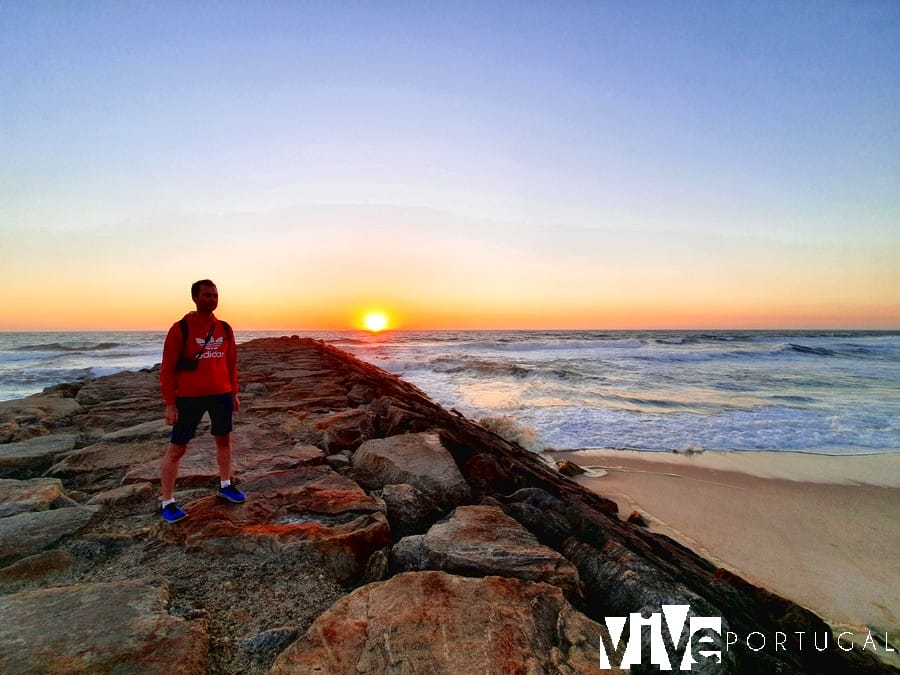 Atardecer en la playa de Furadouro