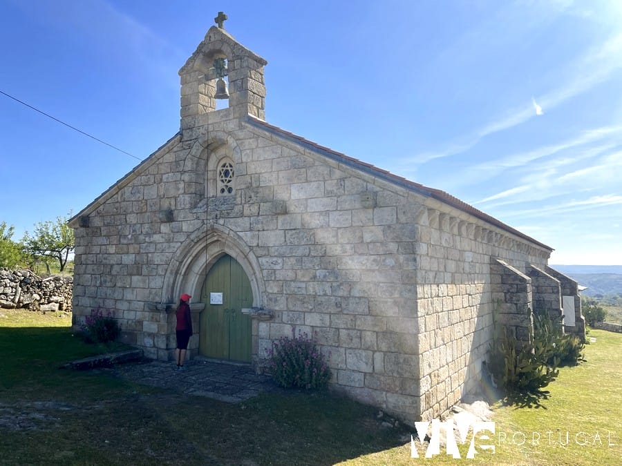 Iglesia románica de Algosinho