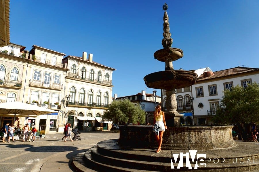 Largo de Camões