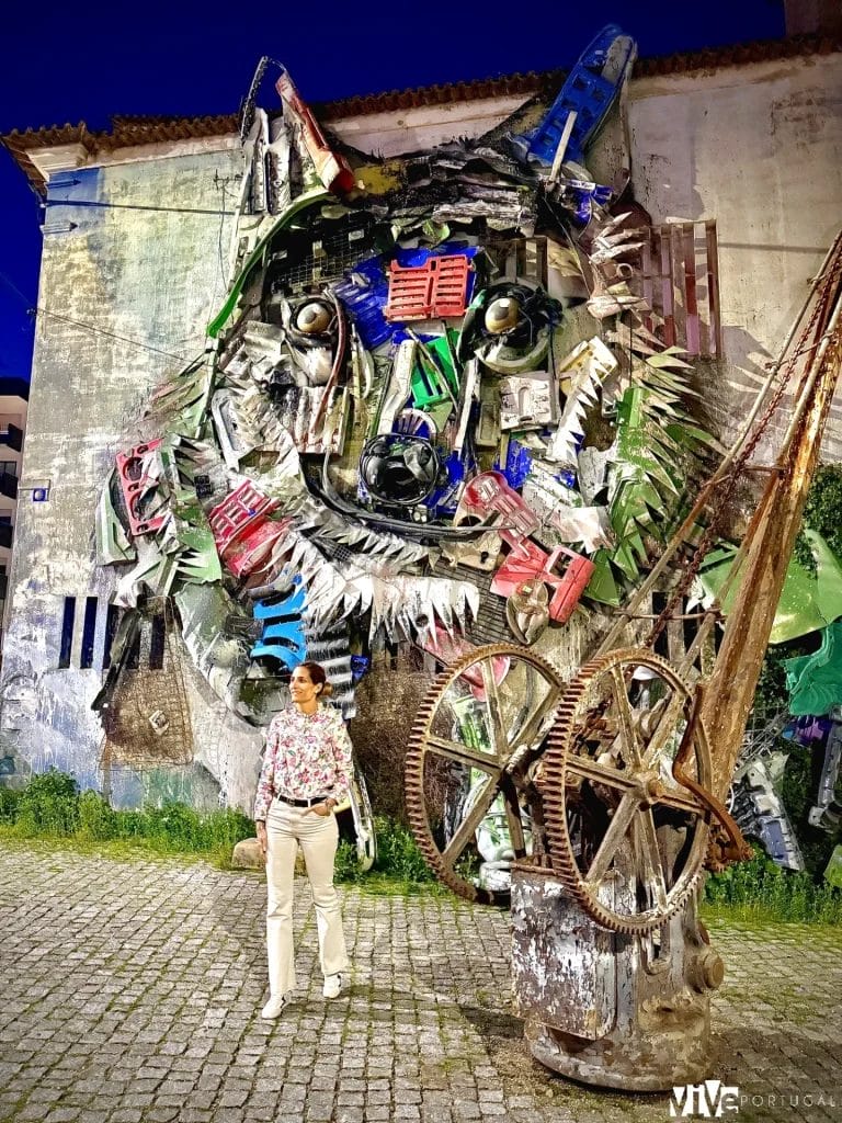 Mural de Bordalo II en Fundão