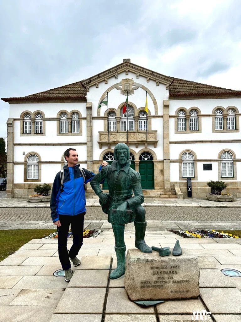 Monumento a Bandarra