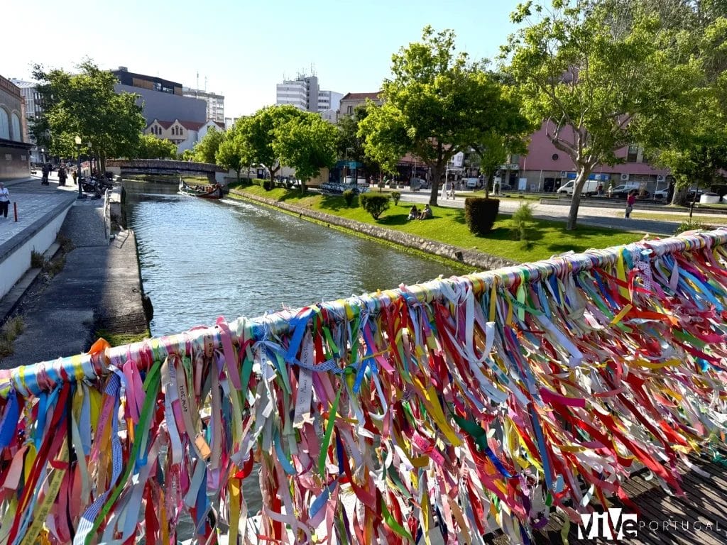 Puente de los Laços de Amizade