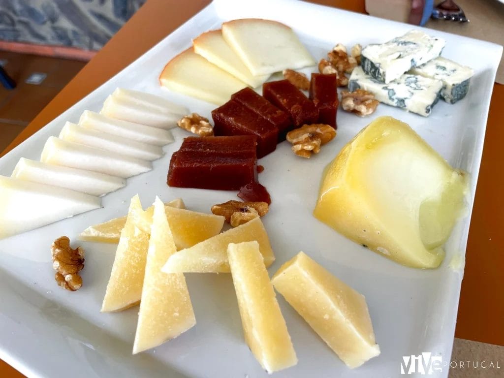 Tabla de quesos del restaurante Cinta D'Ouro
