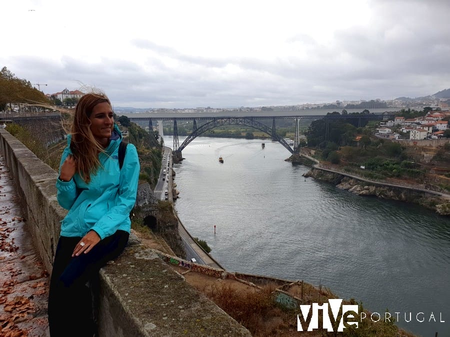 Puente Maria Pia desde el mirador das Fontainhas