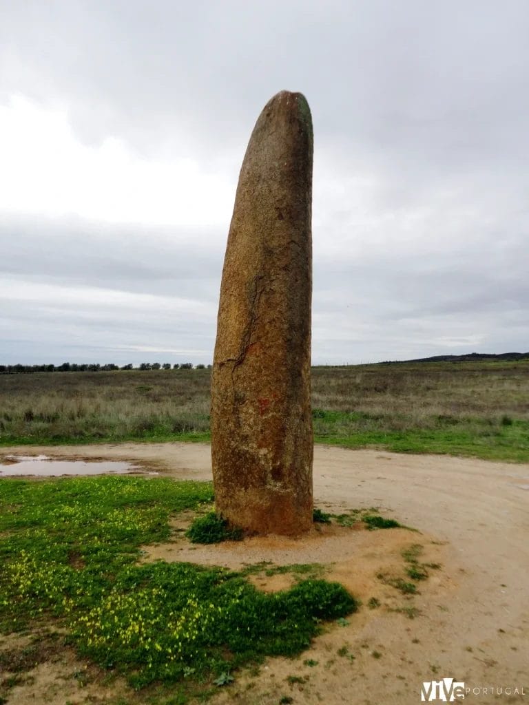 Menhir do Outeiro