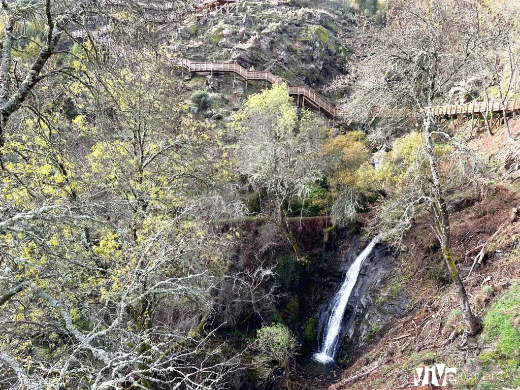 Cascada de Ribeiro dos Moinhos