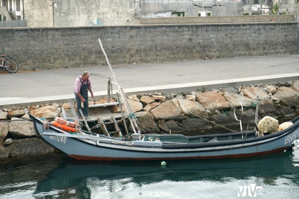 Un pescador en São Jacinto