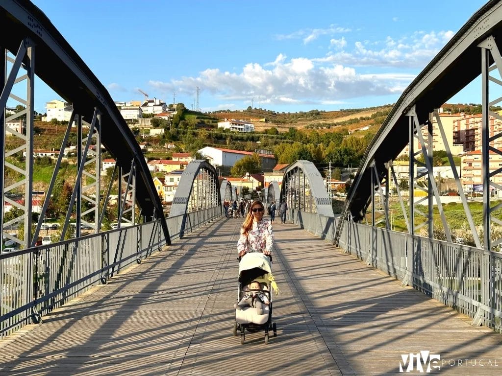 Puente metálico de Régua