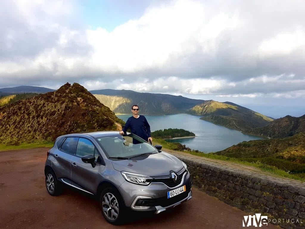 Lagoa do Fogo desde el pico da Barrosa